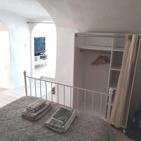 アパート Les Insolites De